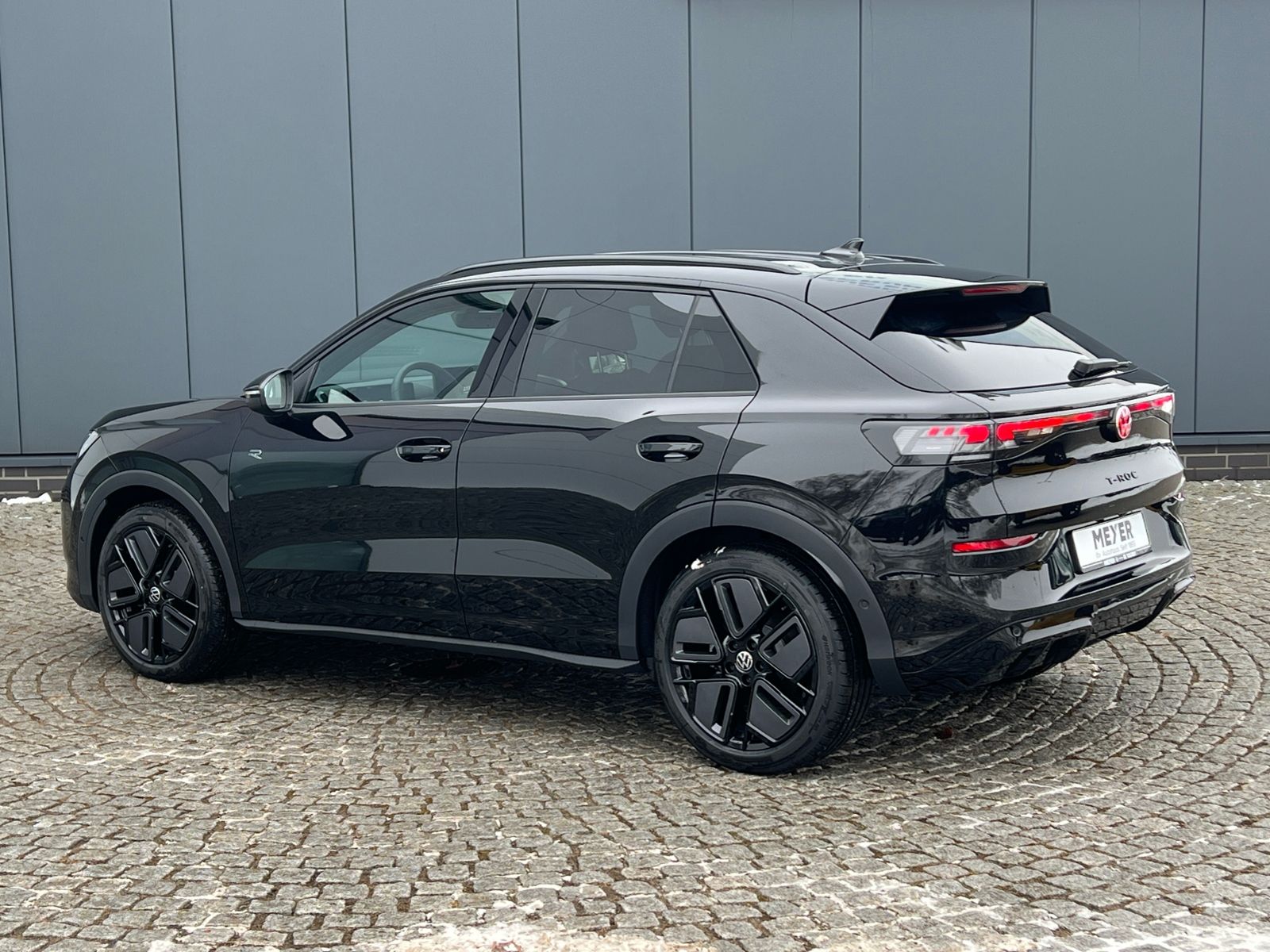 Fahrzeugabbildung Volkswagen T-Roc R-Line 1.5 eTSI DSG *Neues Modell, AHK, Bl