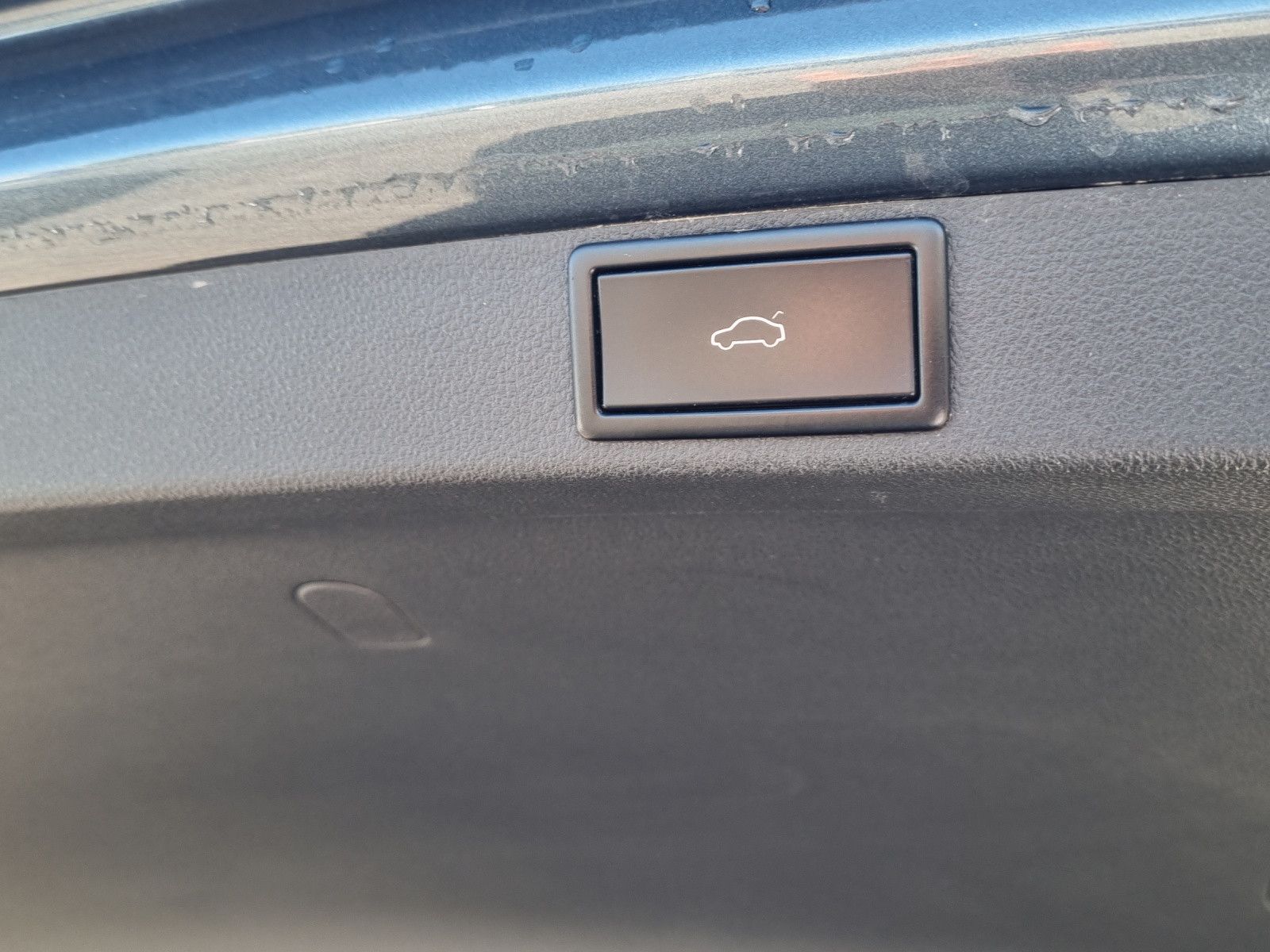 Fahrzeugabbildung SKODA Octavia Combi Style 2,0 TDI DSG Navi Pano AHK