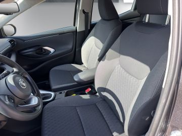 Toyota Yaris - 9