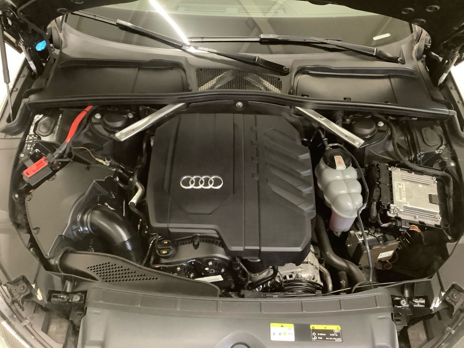 A4 Avant advanced 35 TFSI S tronic,AHZV,Navi,ACC