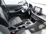 Hyundai i30 Select Navigationssystem Rückfahrkamera Appl - Hyundai i30: Navigation