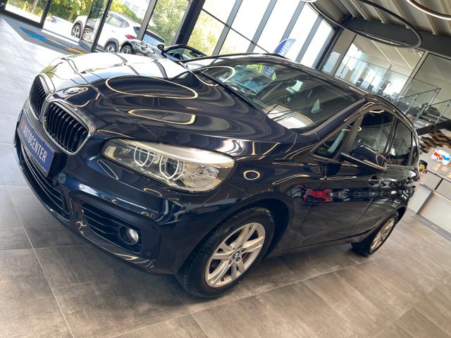 BMW 220i Active Tourer Sport Line *HUD*LK.HZ.*1.HAND