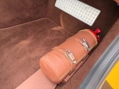 FERRARI 812 Superfast Carbon/Lift/Beifahrerdisplay