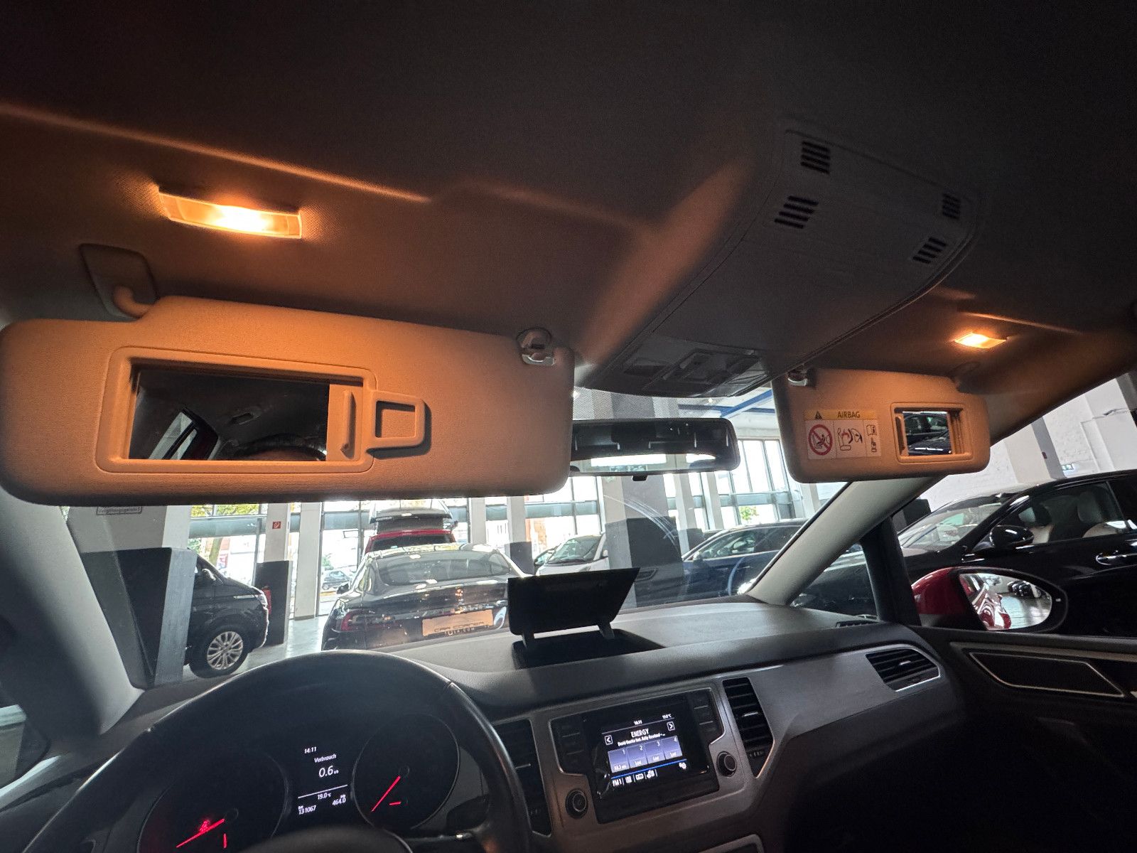 Fahrzeugabbildung Volkswagen Golf 7 TSI SPORTSVAN COMFORTLINE MEDIA PAKET 1.H