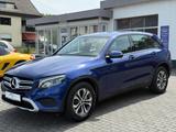 Mercedes-Benz GLC 220d 4Matic 1.Hand LED Kamere AHK Scheckheft - Mercedes-Benz GLC 220 Gebrauchtwagen