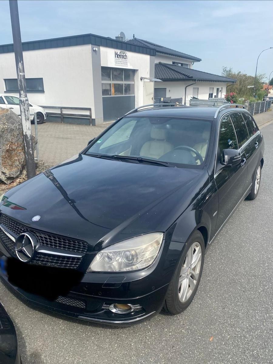 Mercedes-Benz C 220