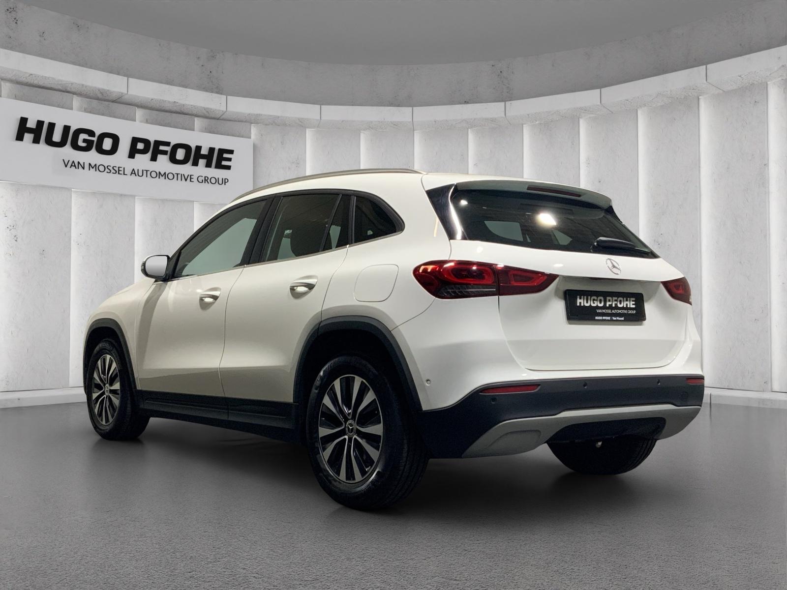 Mercedes-Benz GLA Style Distronic Plus RFK PDC Nav, миниатюра 3
