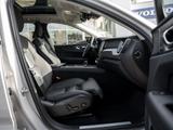 Volvo XC60 B5 AWD Plus Dark Panorama, Harman Kardon - Volvo Gebrauchtwagen in Hamburg
