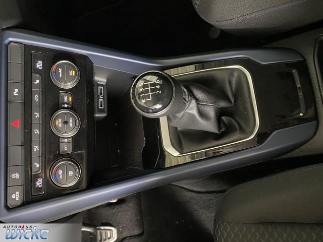 T-Roc 1.0 TSI United NAVI KLIMA LANE ASSIST PDC