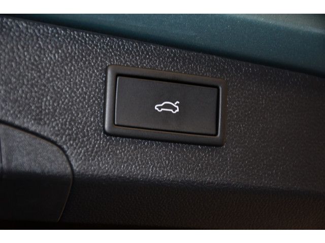 Volkswagen Passat Variant - Bild 14