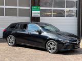 Mercedes-Benz CLA 200d  -Klasse Shooting Brake LED - Mercedes-Benz CLA 200 mit Diesel-Antrieb: Kombi, Automatik