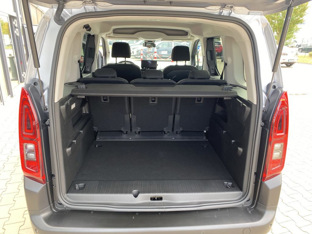 Fahrzeugabbildung Citroën Berlingo M Benzin 110 PLUS *Sitzh.*Rückfahrkam*