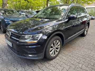Volkswagen Tiguan - 5