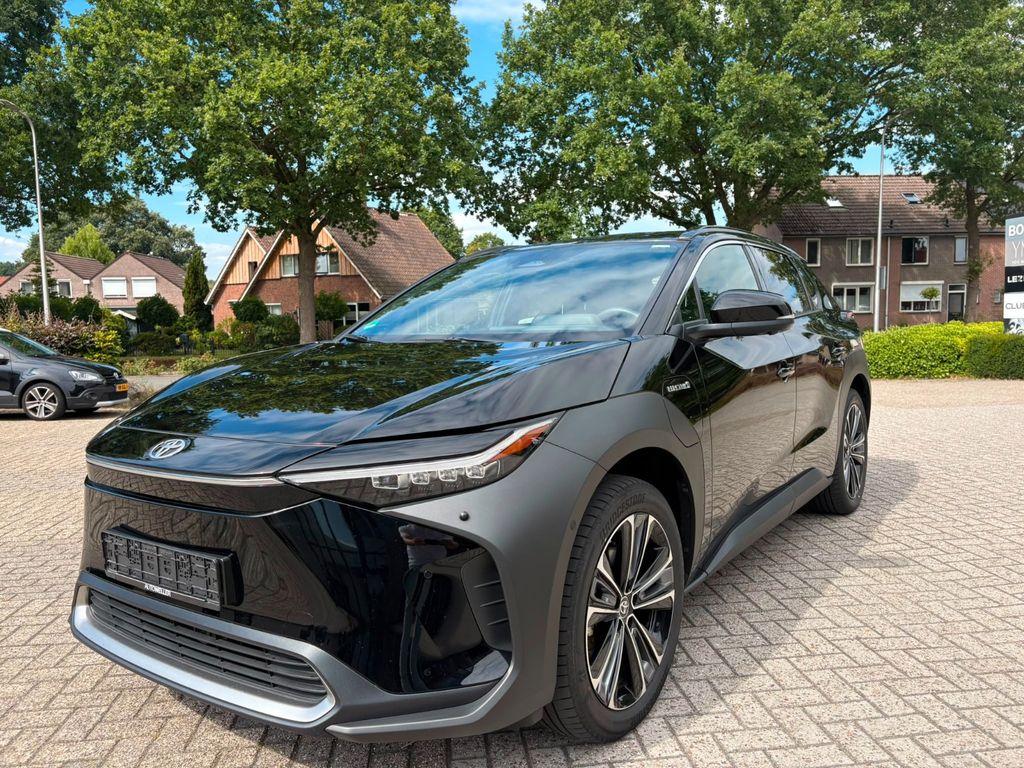 Image of Toyota bZ4X