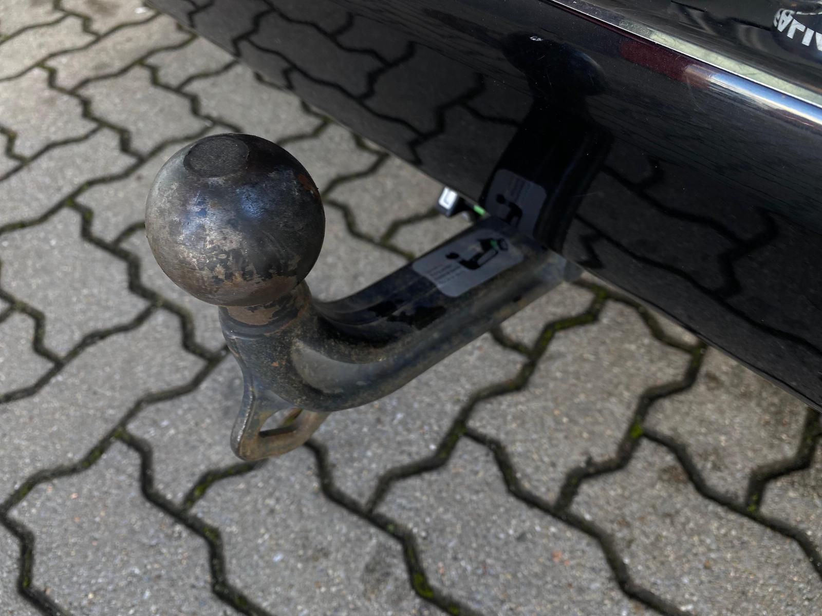 MERCEDES-BENZ V220d LANG LED#AHK#NAVI#PDC#TEMPO#SHZ#8SITZE - Image 22