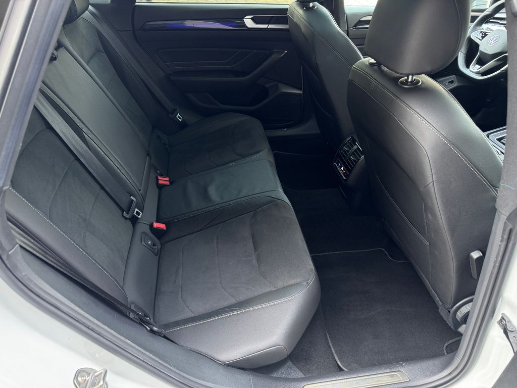 VW Arteon 2.0 TDI SB R-Line 4M*PANO*360*ACC*DCC* VW Arteon 2.0 TDI SB R-Line 4M*PANO*360*ACC*DCC*