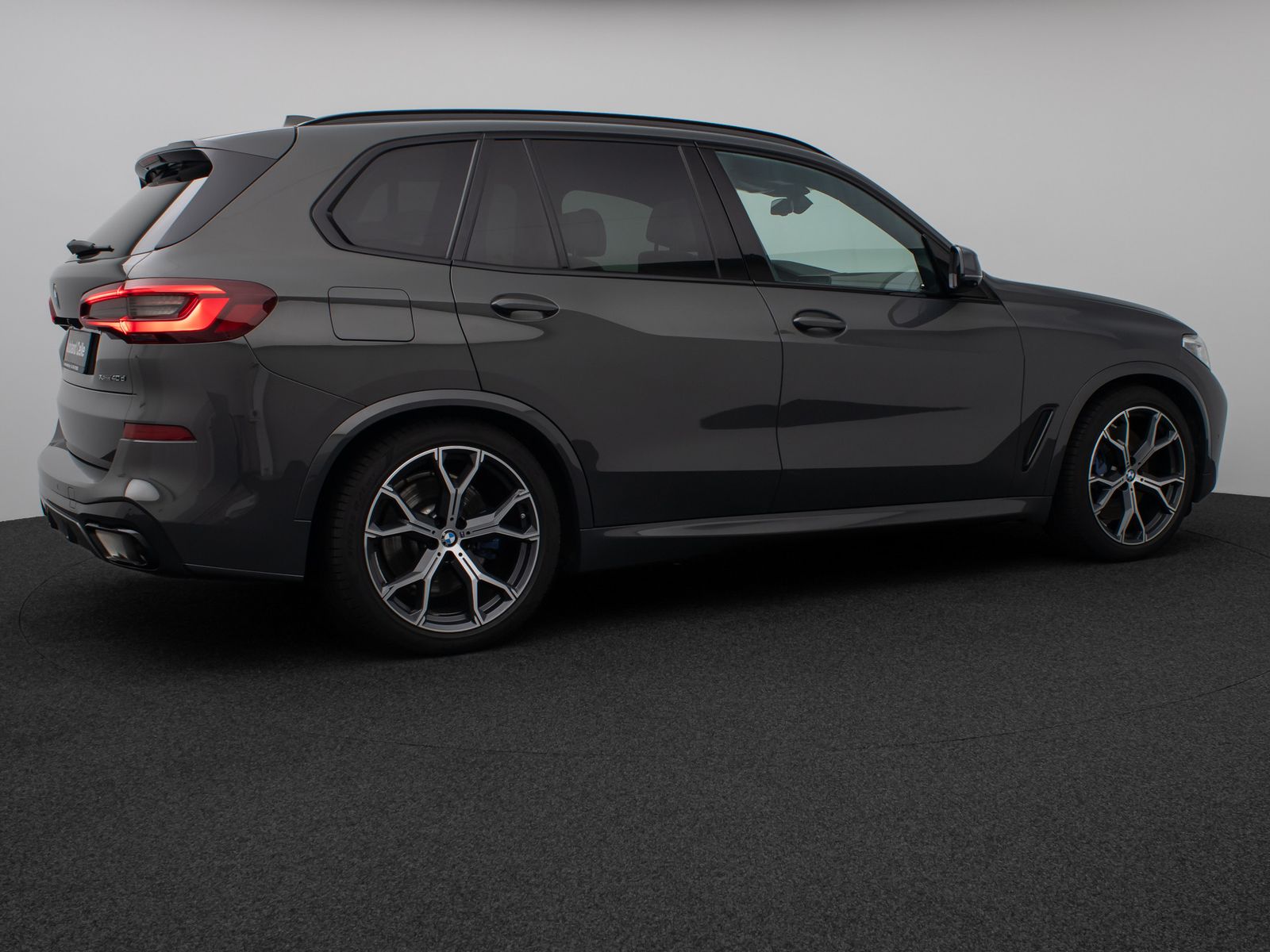 Fahrzeugabbildung BMW X5 xD40d M Sport Panorama Laser 360°HUD DAB H/K