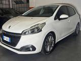 Peugeot 208 1.6 bluehdi Allure 75cv Euro 6 - Peugeot 208 mit Diesel-Antrieb: Kombi