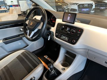 MYAUTOCENTER – Gebraucht- und Jahreswagen mit Werkstattservice in Pfaffenhofen Seat Mii Style Salsa *NAVI*PDC*KLIMA*SportLenkrad*