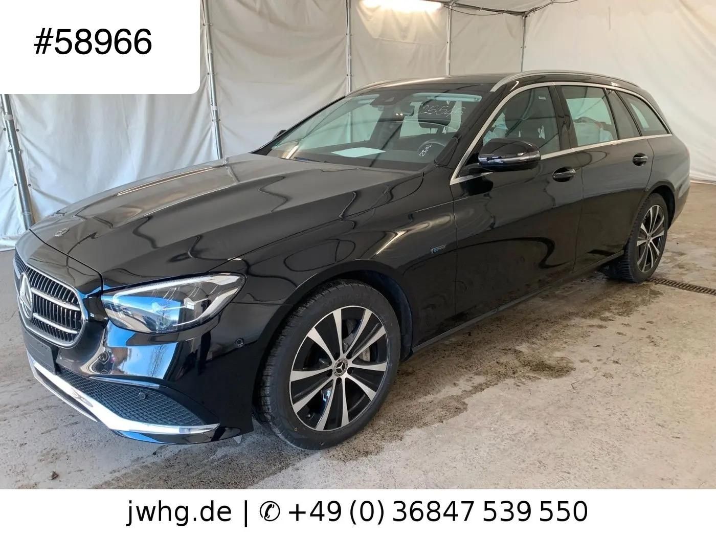 Mercedes E 300 2021, 2.0 hibrīds, Automāts, Universāls, Melns — Latvijā