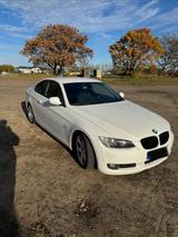 BMW 320 Diesel Coupé  - BMW 320 aus 2009: Coupe, 320d