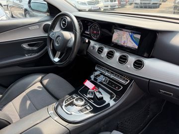 Mercedes E 220 - 9