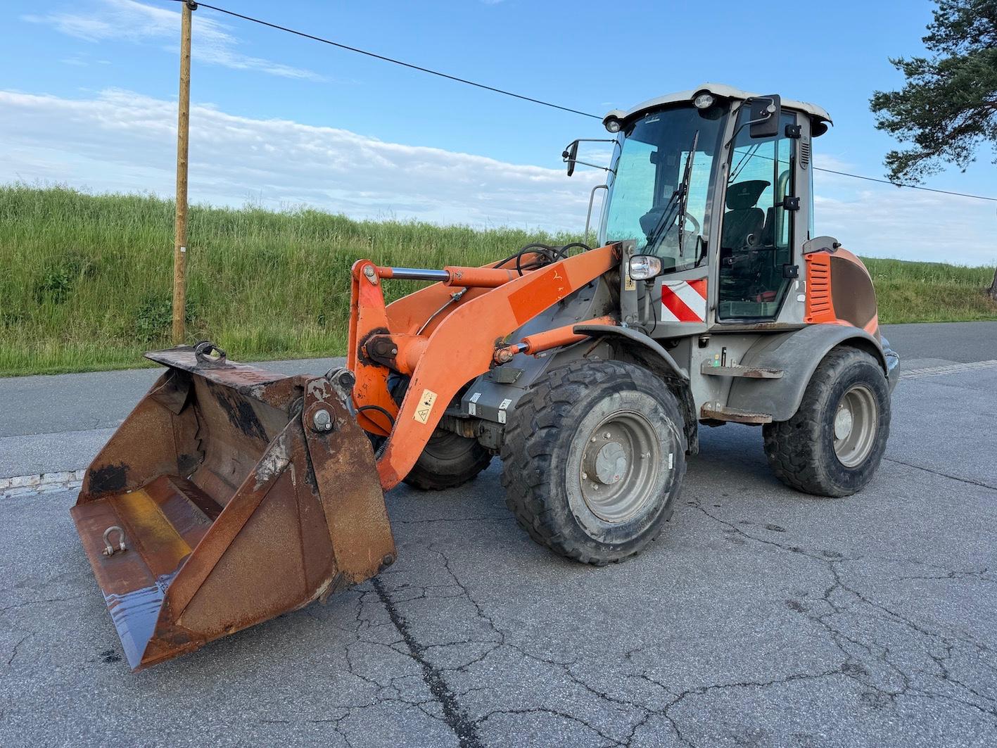 Atlas AR 75 e Lader