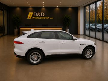 Jaguar F-Pace - 5