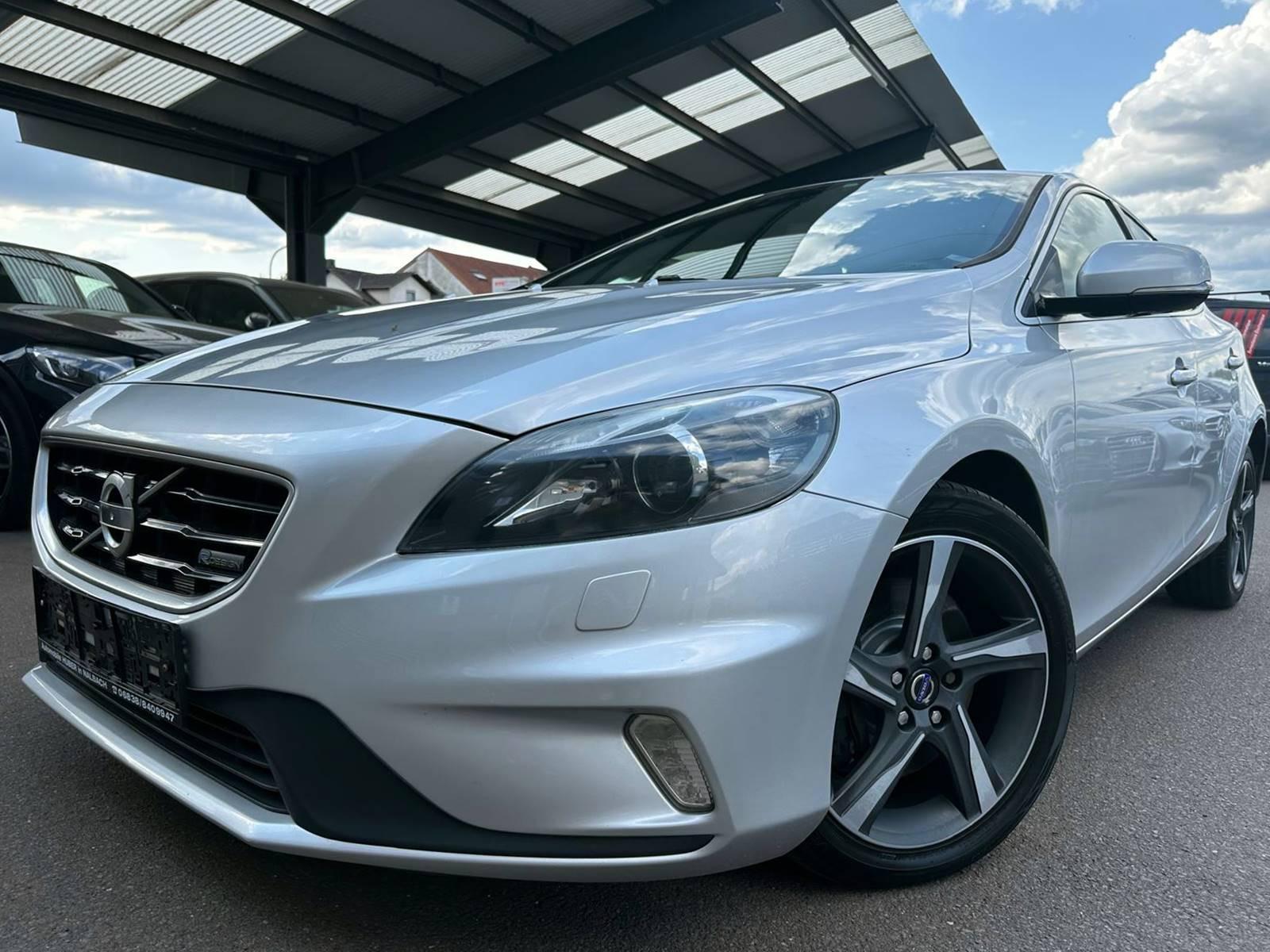 Volvo V40R-Design Leder Navi Xenon Virtual-Tacho 1-Hd