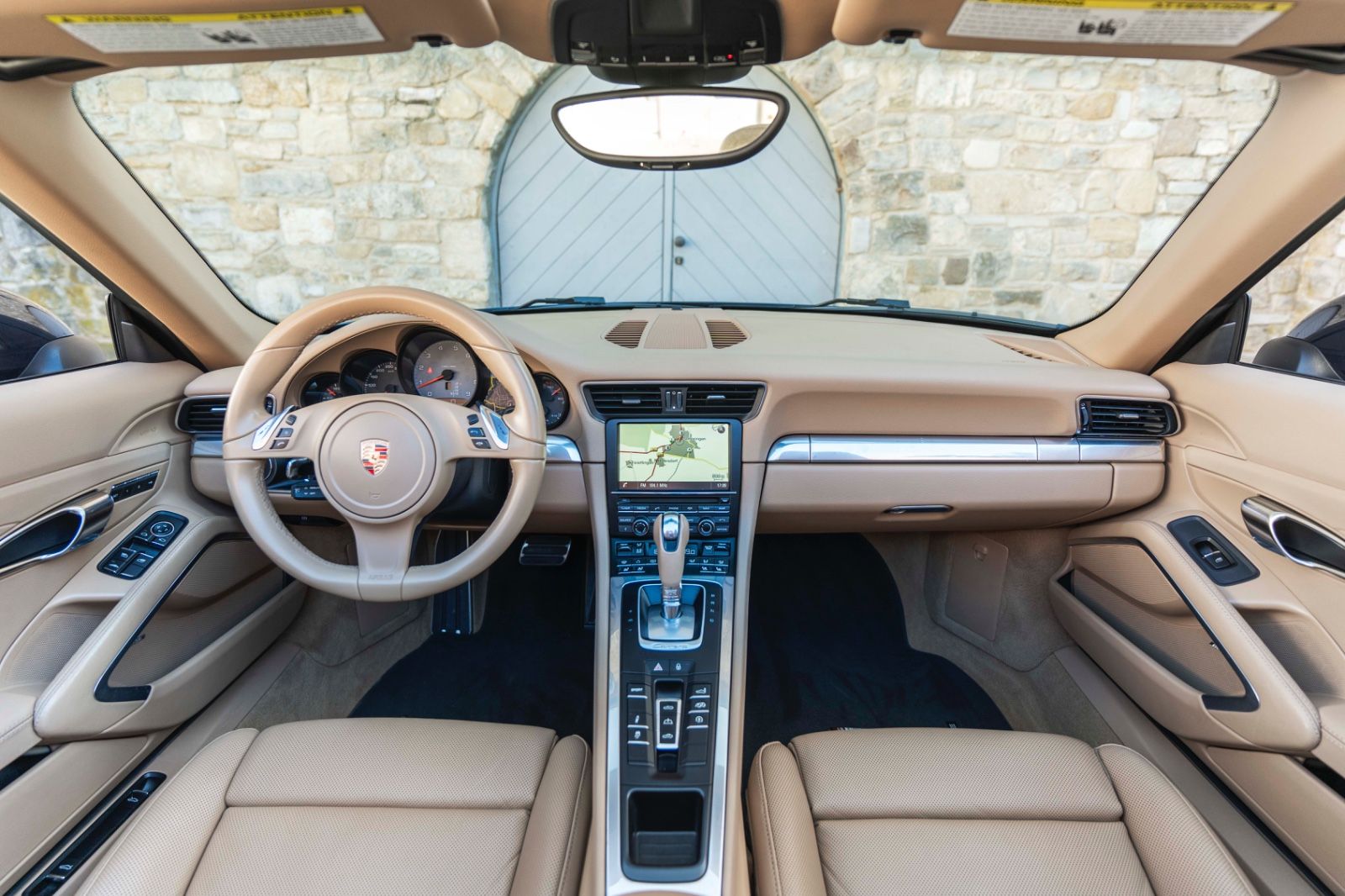 Fahrzeugabbildung Porsche 911 Carrera S Cabrio PDLS Bixenon Bose 111 Check