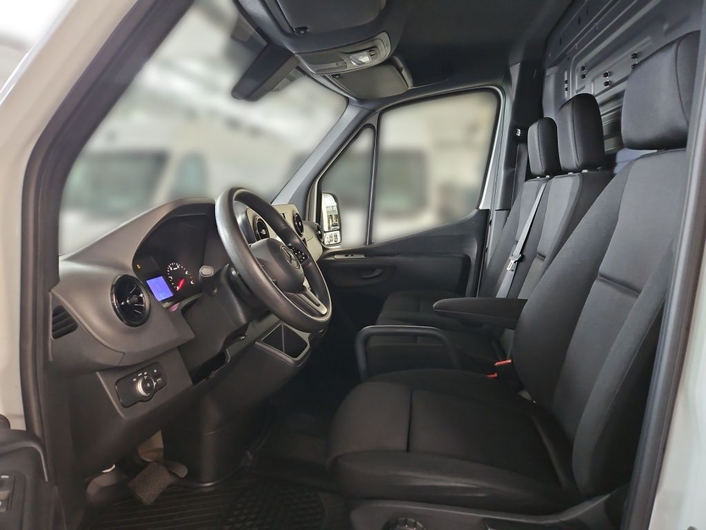 Fahrzeugabbildung Mercedes-Benz Sprinter 315 Kasten RWD L1H1 LED AHK Klima Navi