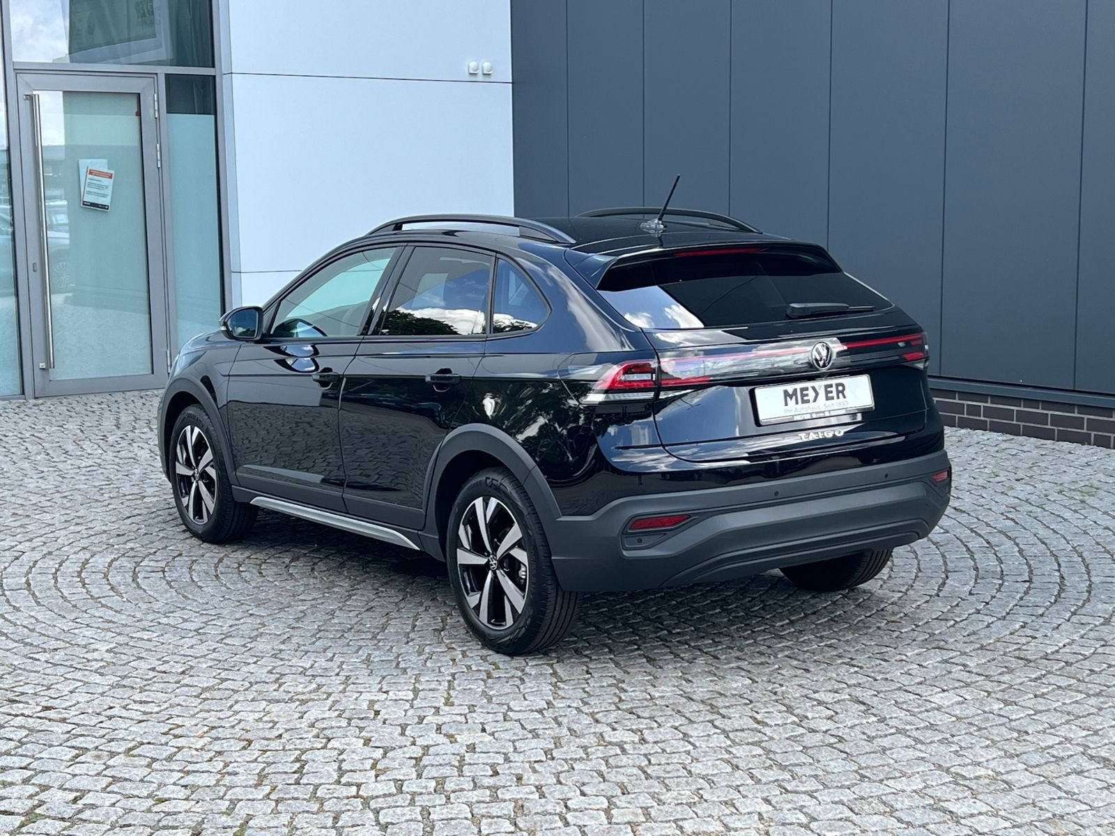 Fahrzeugabbildung Volkswagen Taigo Life 1.0 TSI DSG *IQ.Light, Ready2Discover