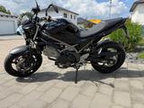 Suzuki SV 650 - nur 1.734 km - Top Zustand 