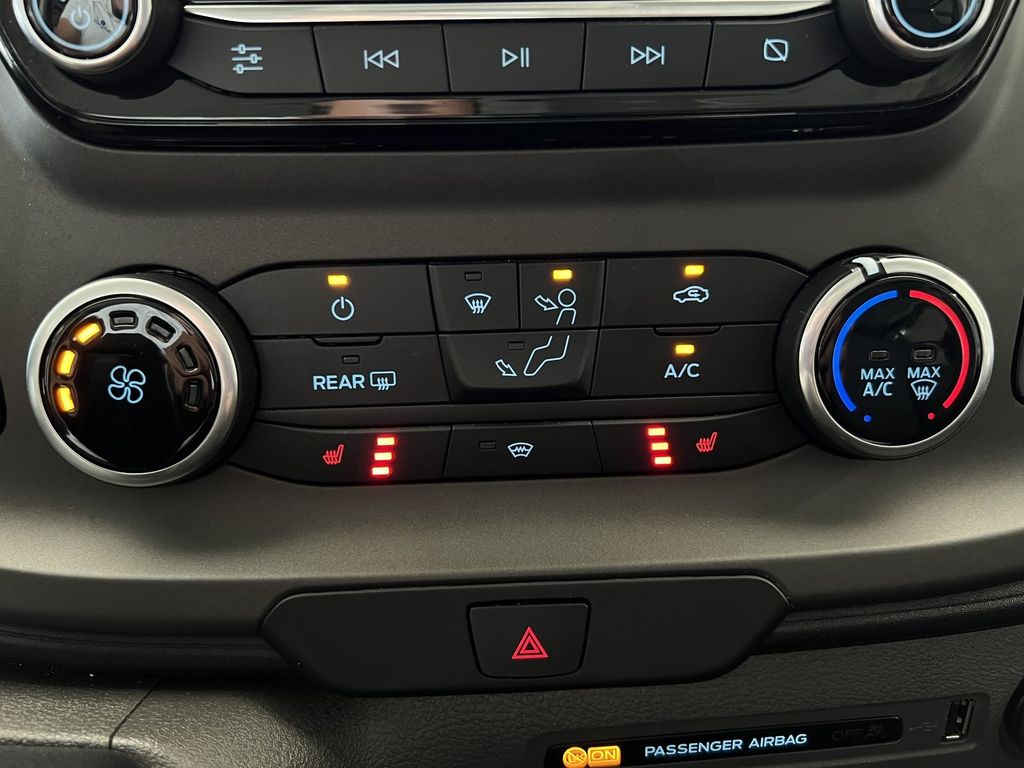 Ford Transit Custom 320L2 ACC BLIS 8Sitzer Kamera LED