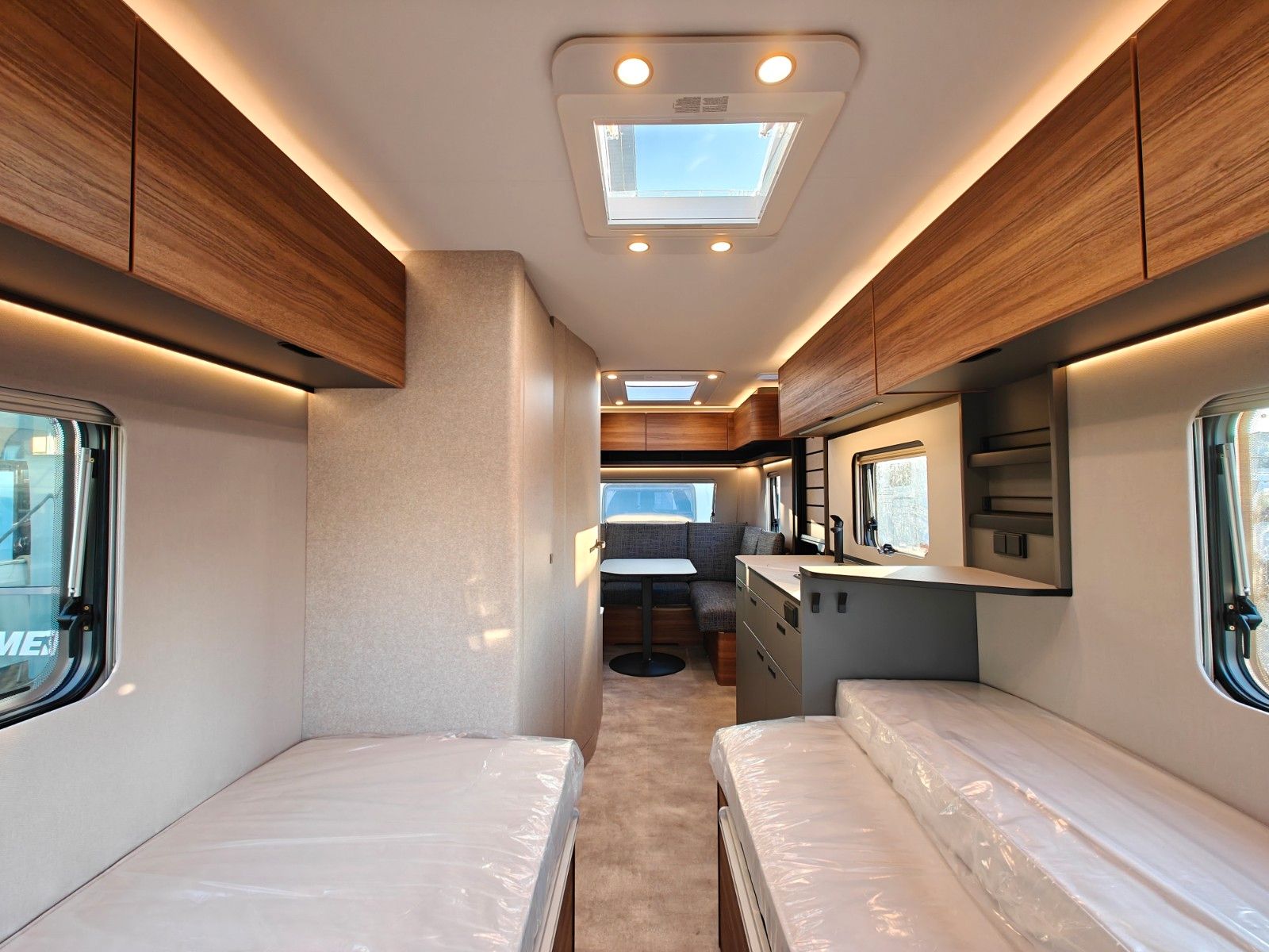 Fahrzeugabbildung HYMER / ERIBA / HYMERCAR Novaline 495 - MESSE-NEUHEIT 2026! -