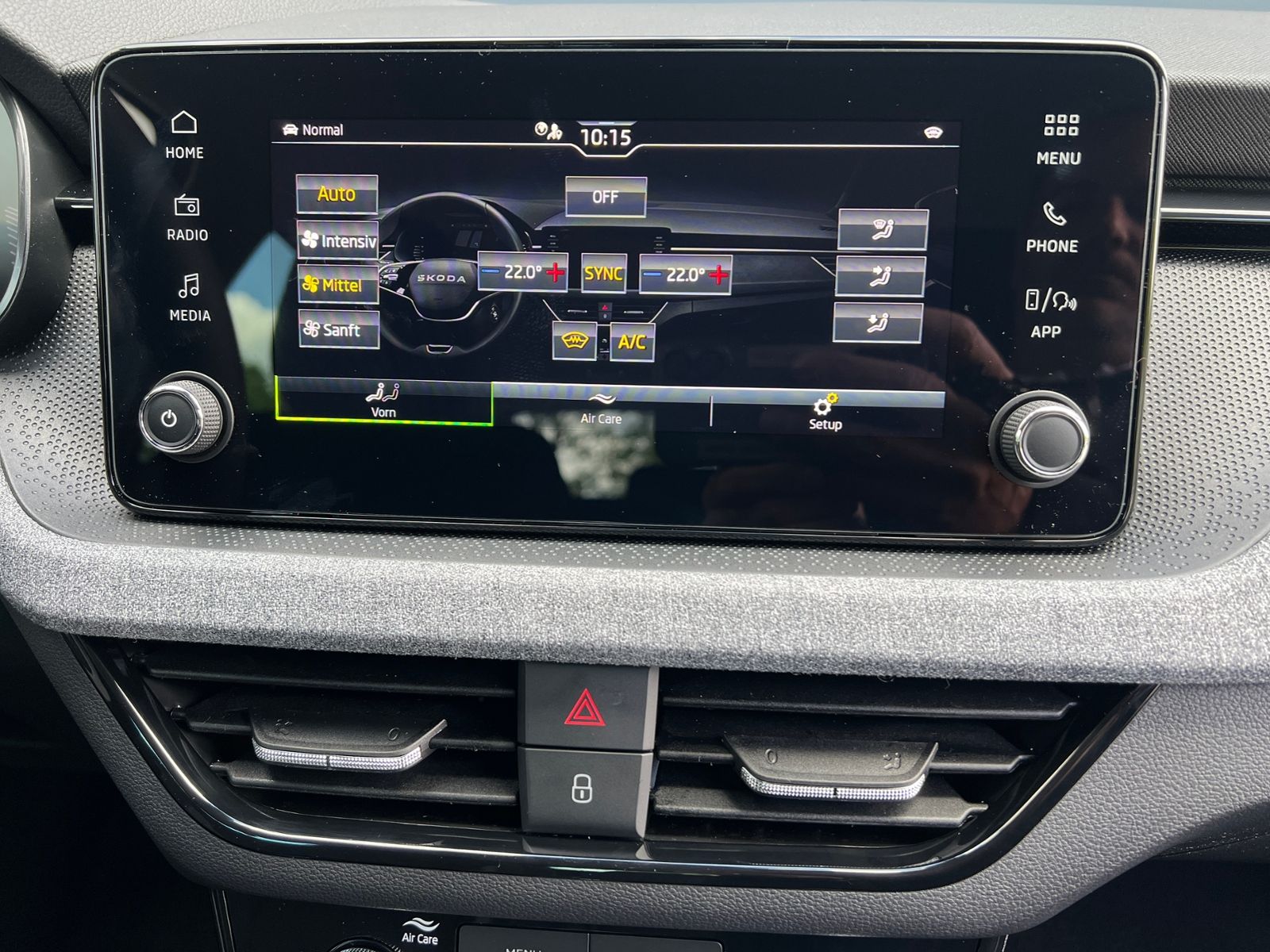 Fahrzeugabbildung SKODA Kamiq Selection 1.0 TSI DSG *AHK, LED, SmartLink