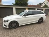 Mercedes-Benz C 300 T AMG Line Night Paket  - Mercedes-Benz C 300: Kombi, Automatik, Klimaautomatik