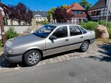 Opel Vectra 1.8i GL GL - Opel Vectra: Gl