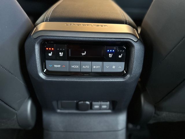 Toyota Land Cruiser 2,8-151 kW AWD TEC-Edition- 7-Sitze