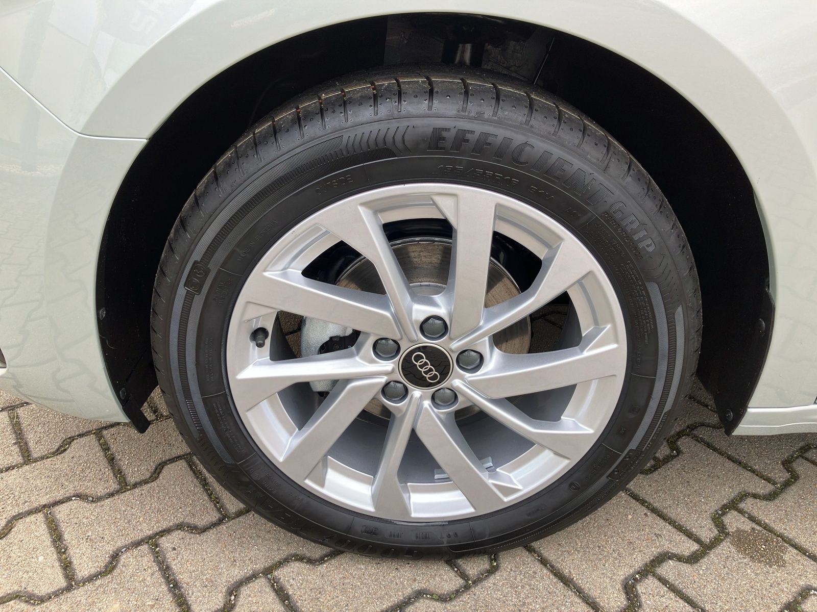 Fahrzeugabbildung Audi A1 Sportback 25 TFSI advanced LED  GRA SH