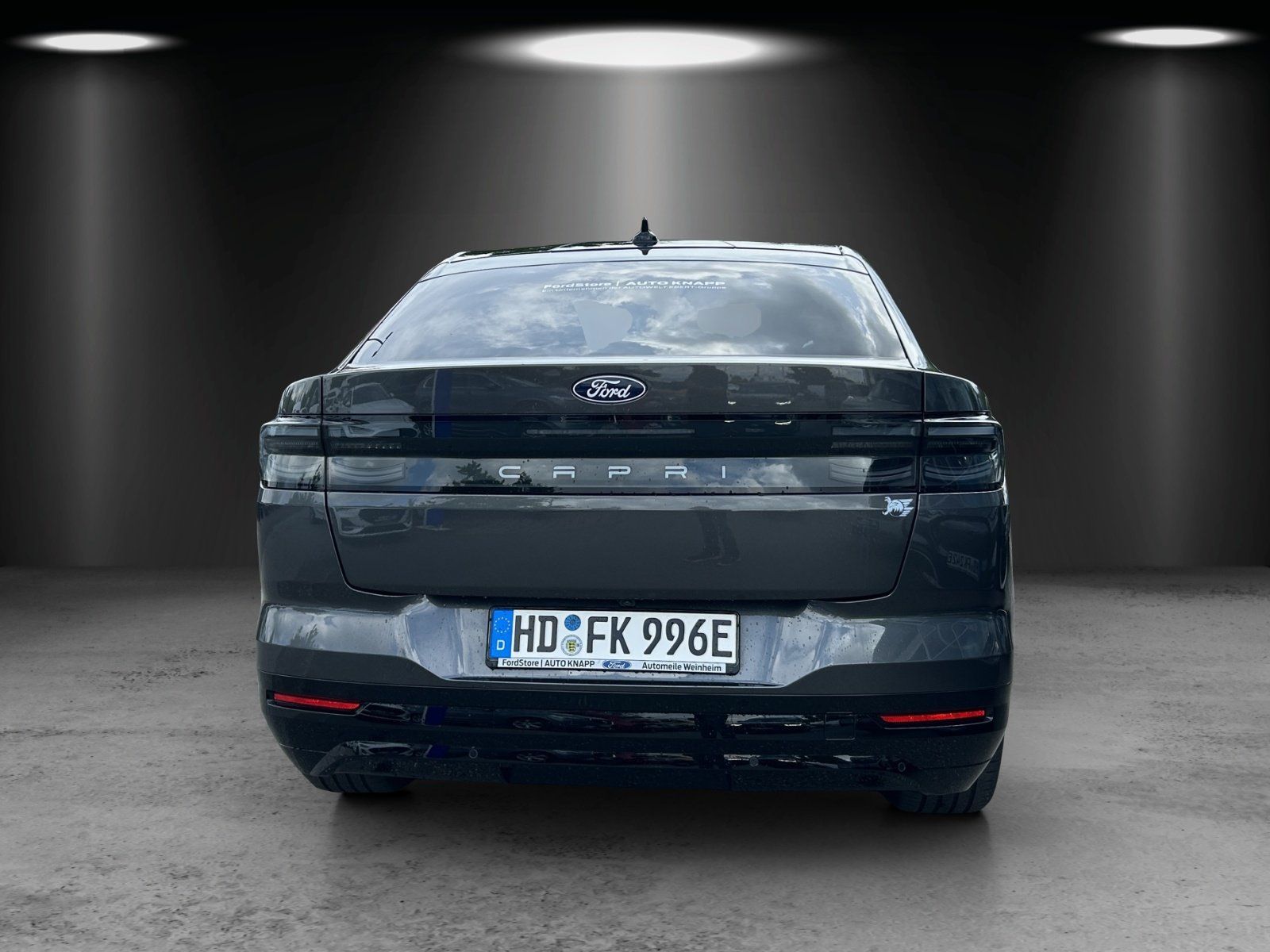 Fahrzeugabbildung Ford Capri Premium 79KW 340PS Glasdach AHK PDC