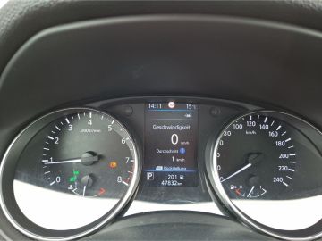 Nissan Qashqai Zama 1.3 DIG-T DCT °Navi°RFK°SHZ°Keyless