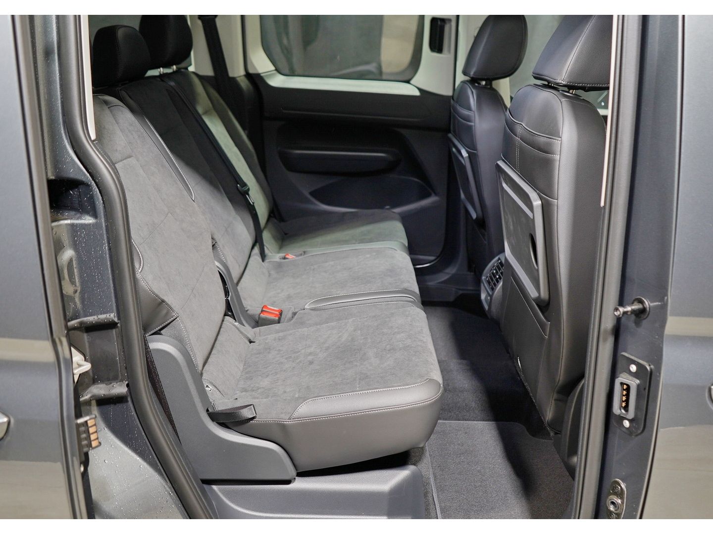 Volkswagen Caddy - Bild 10