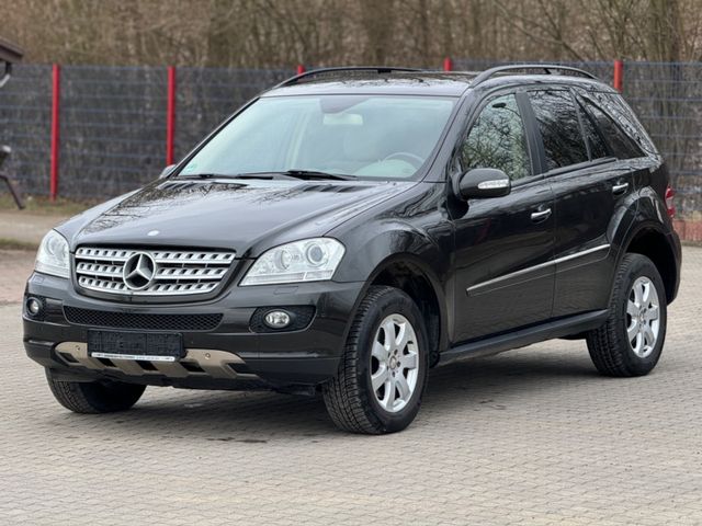 Mercedes-Benz ML 280 CDI 4MATIC *1 HAND *NAVI*LEDER*XENON