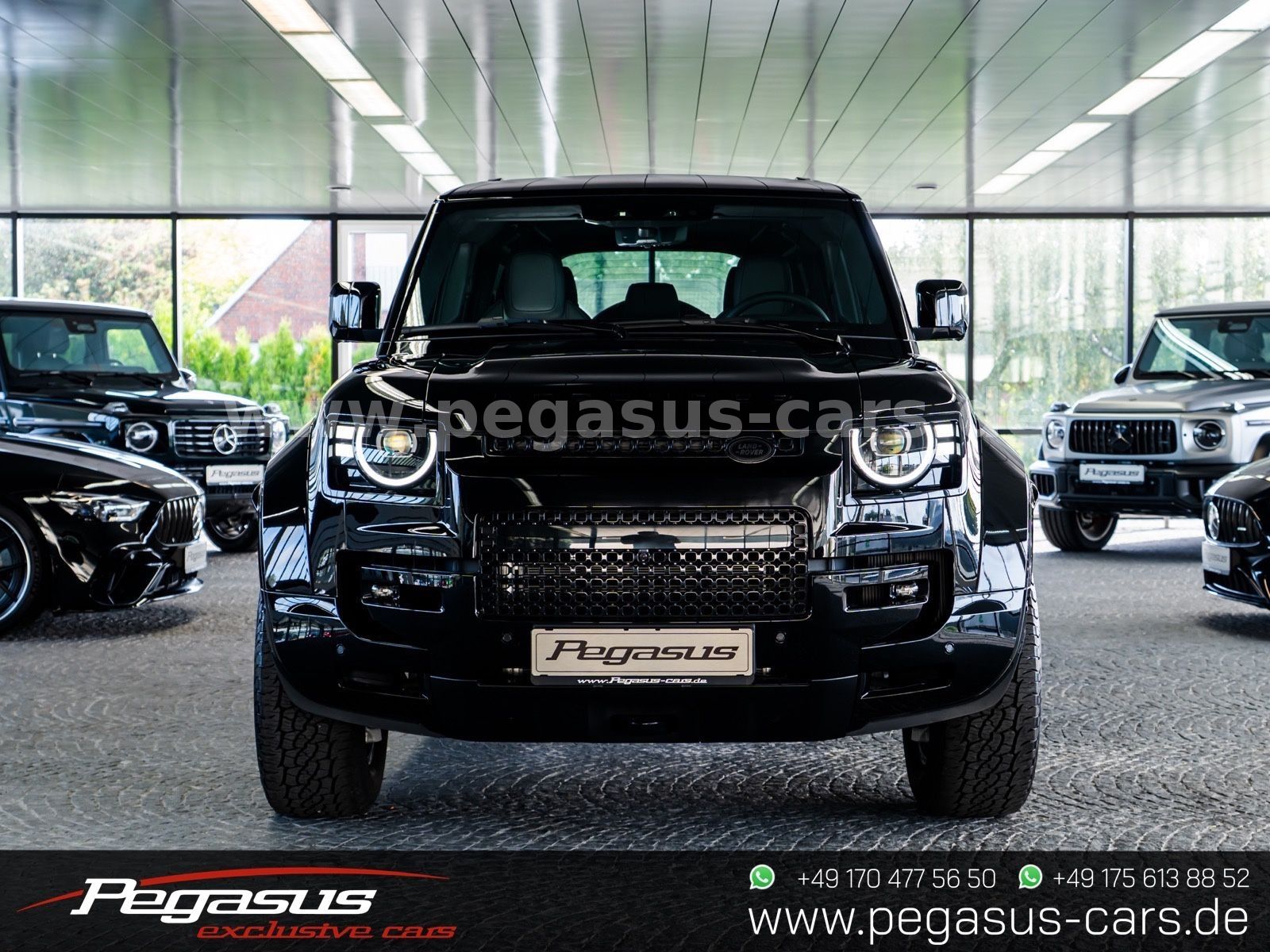 LAND ROVER Defender - 4