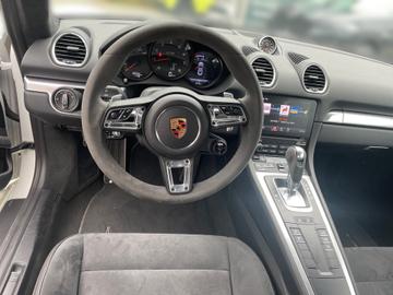 صورة 3 لـ 2019 Porsche CAYMAN