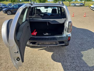 Bild 8 Lada Niva Travel AHK Sperrdiff. Rückfahrkam. Klima Al