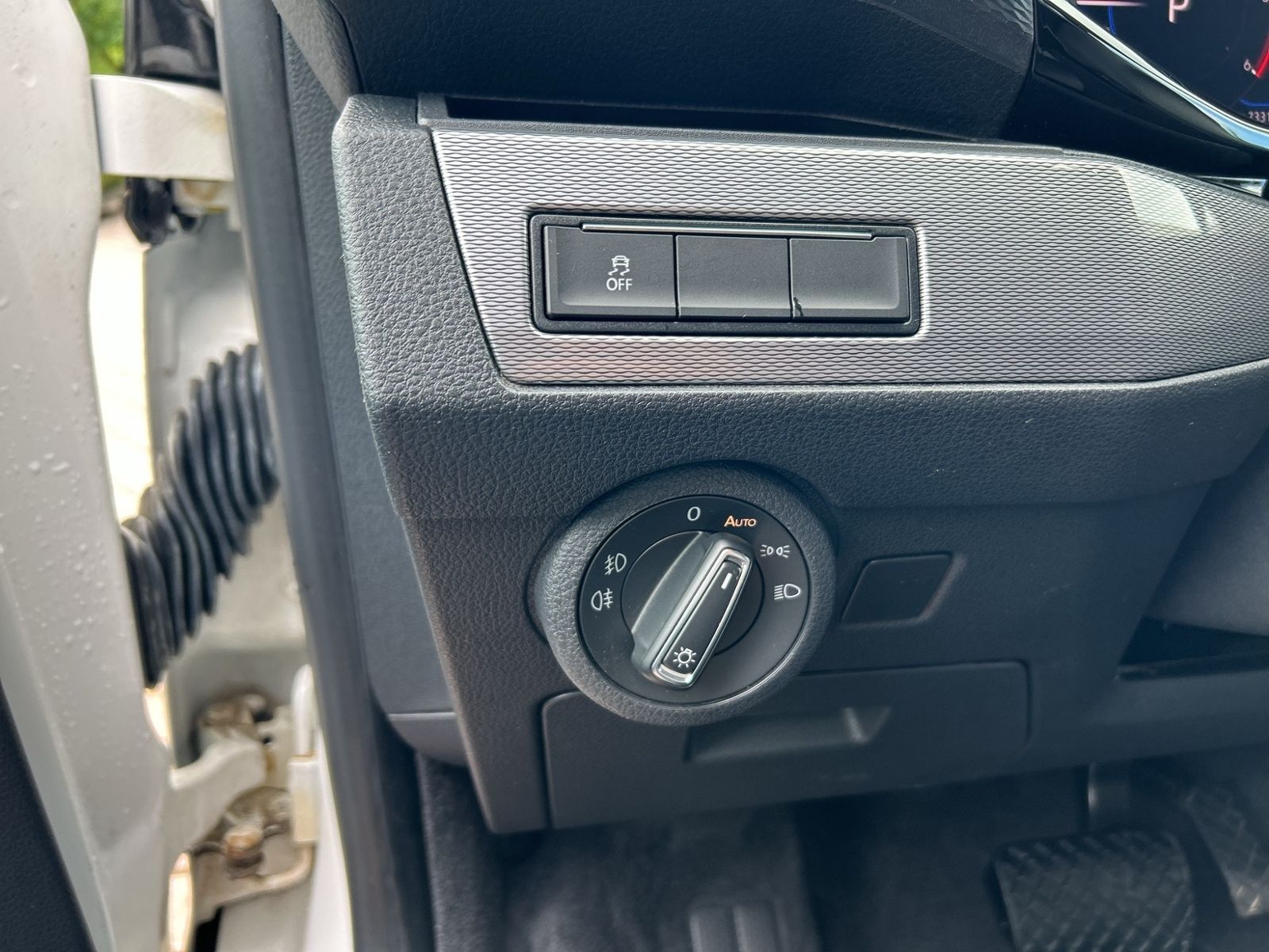 T6.1 Multivan Highline 2.0 TDI 4Motion, Navi, Zu
