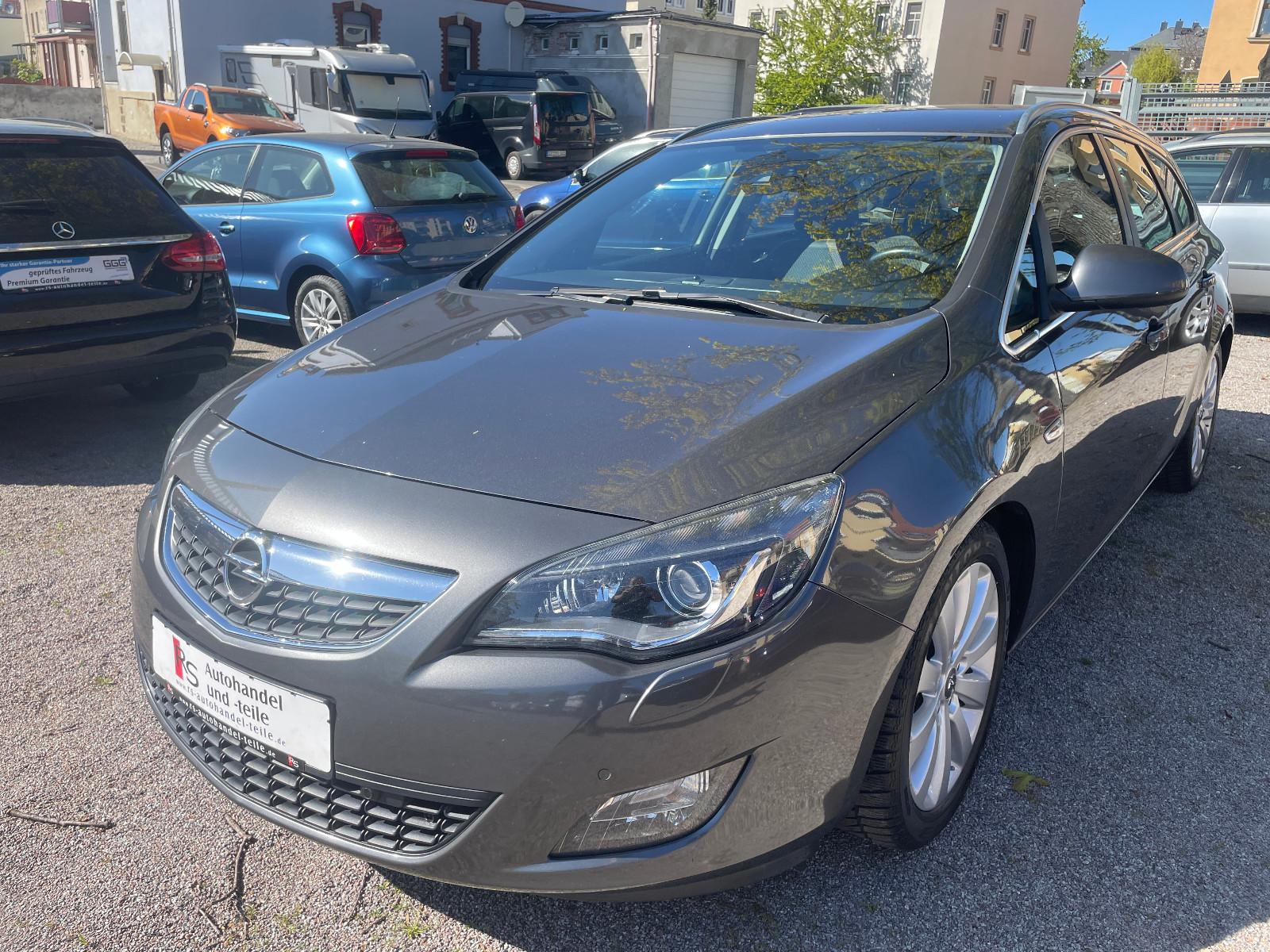 Opel Astra J Sports Tourer Innovation