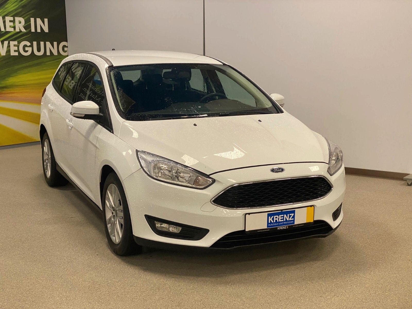 Fahrzeugabbildung Ford Focus 1.0 EcoBoost Business Turnier+NAVI+PDC+ALU